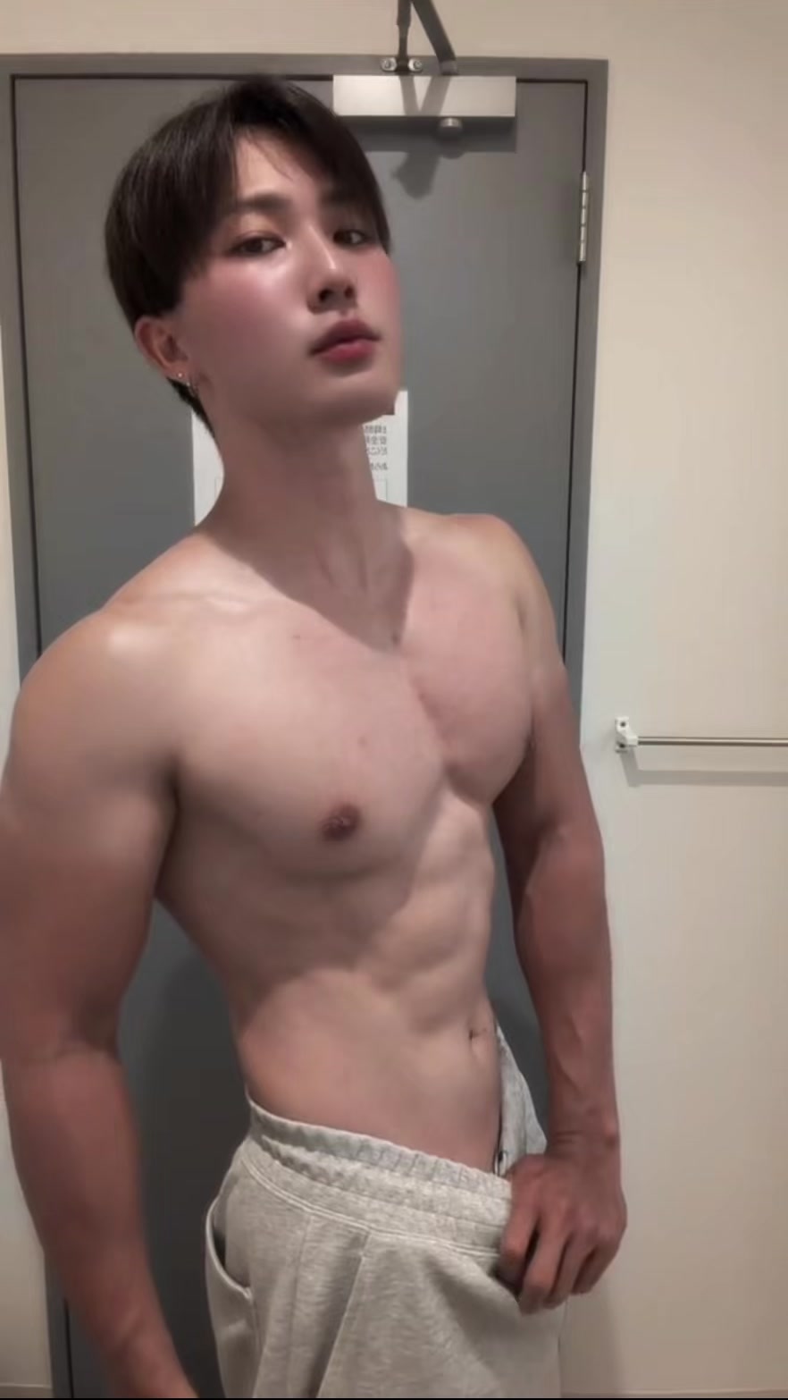 @【美マッチョ見習い】