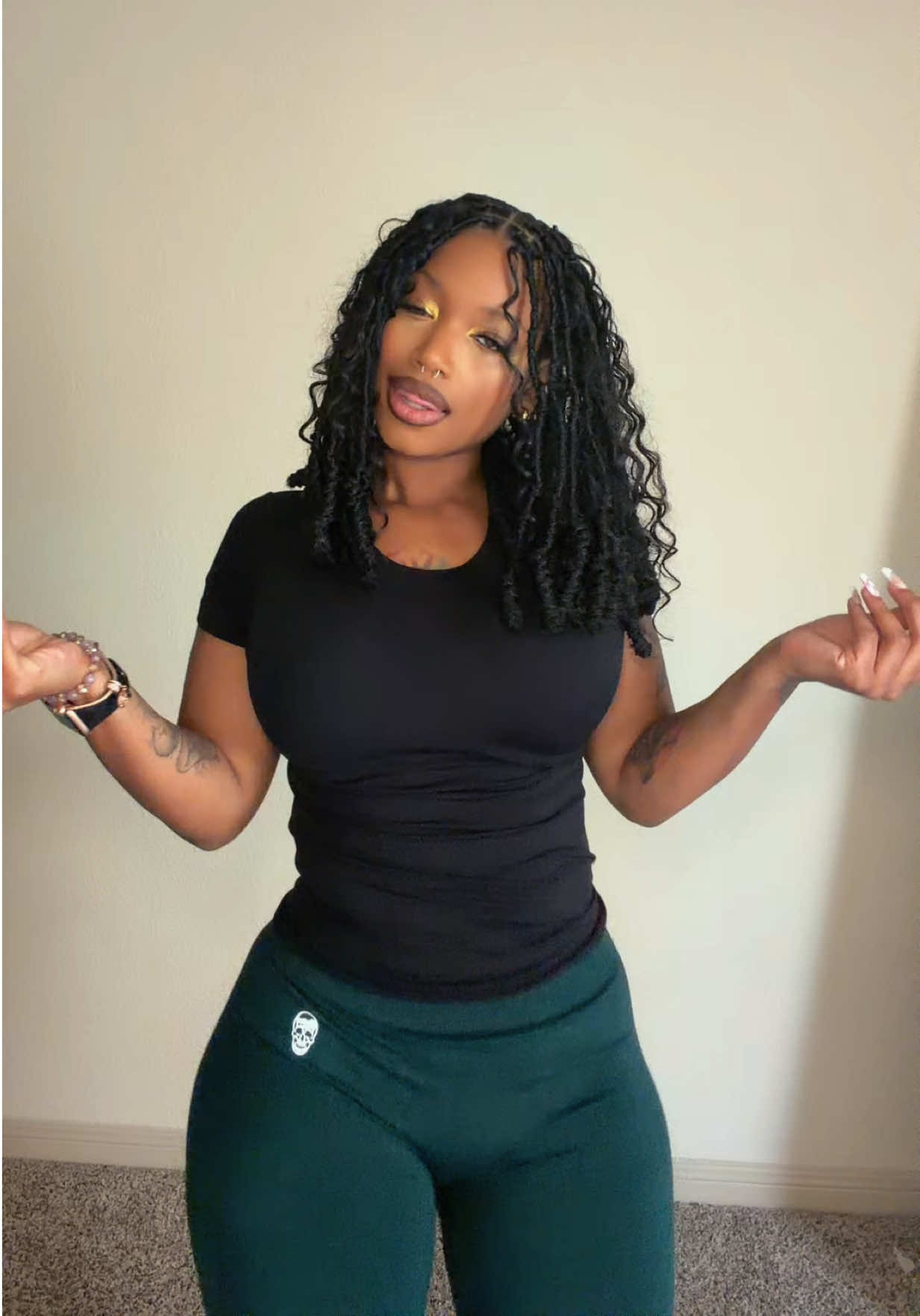 @Mikeila J.