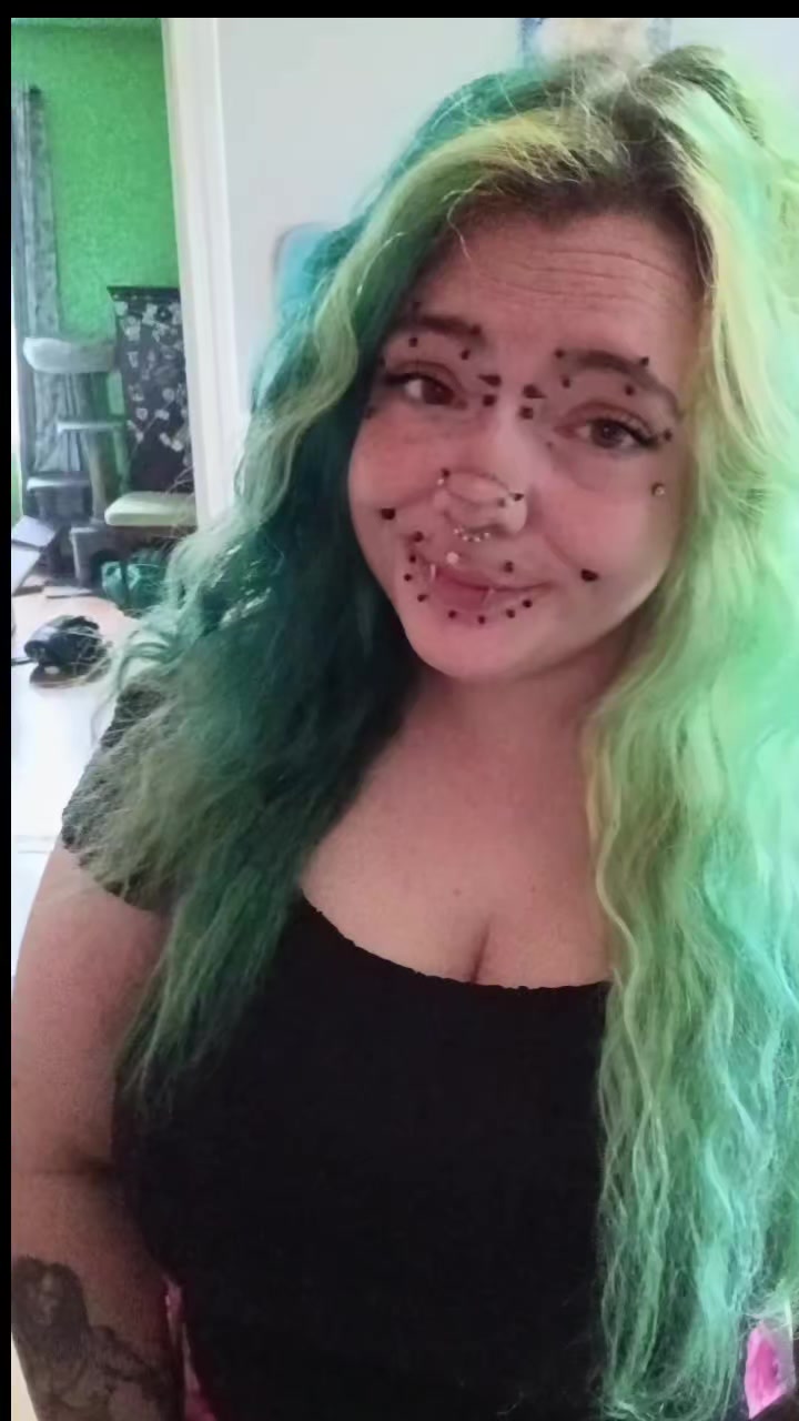 @ZombieGirl✨