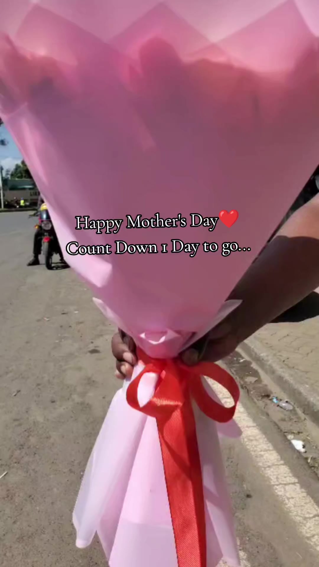 @Floral_Whispers_Gifts