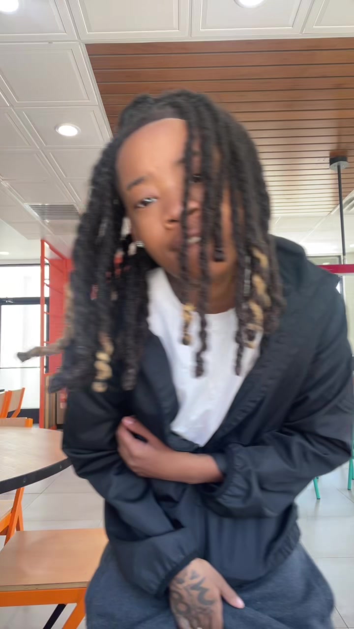 @&reg;️