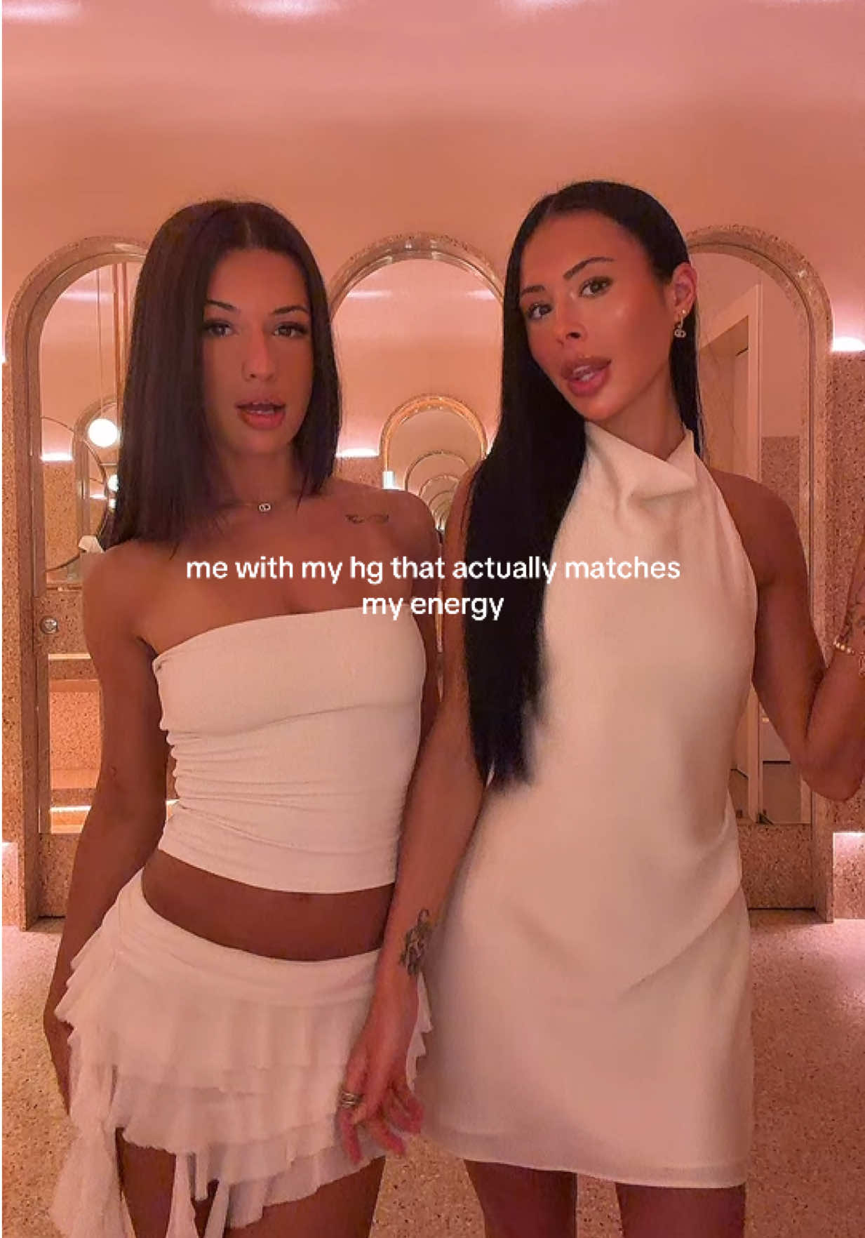 @naomielemire