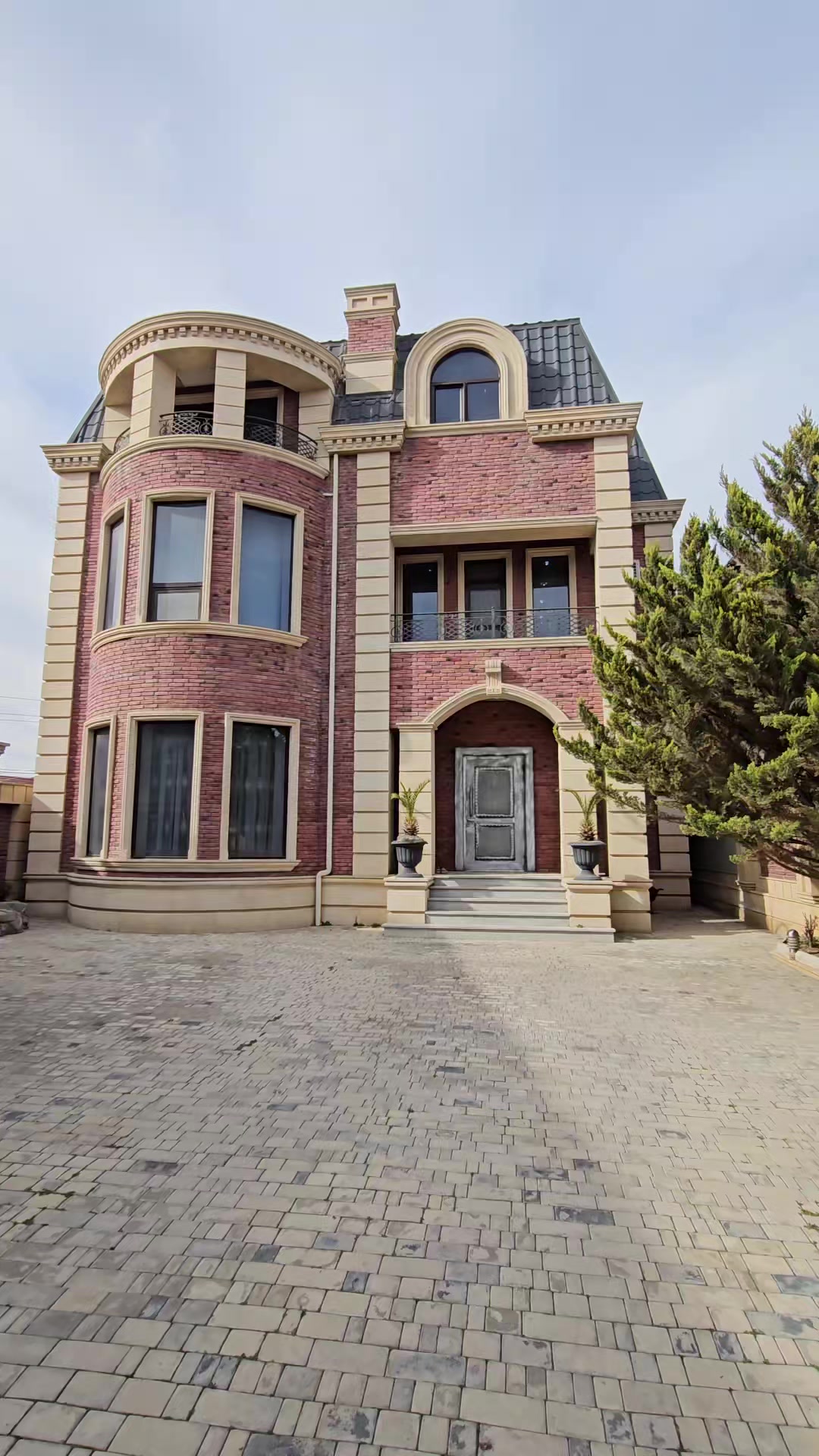 @"Səfərli" real estate