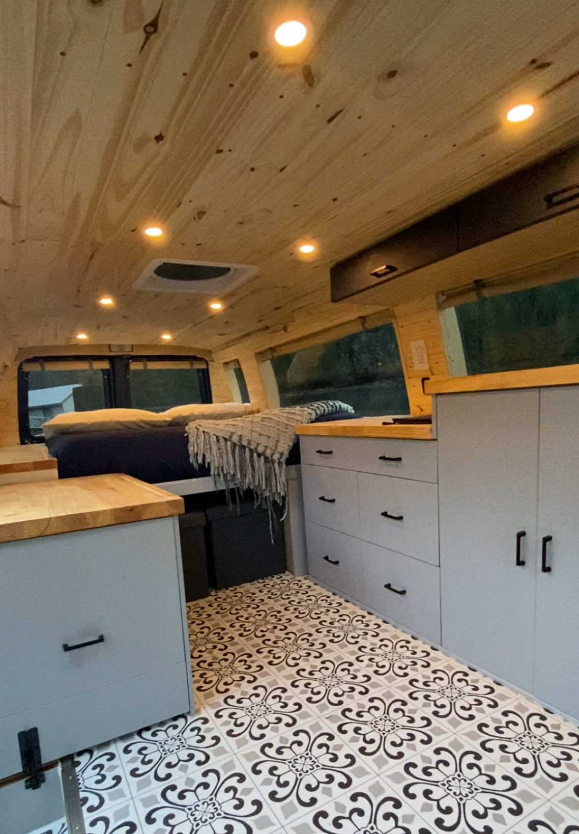 @Q Campervans