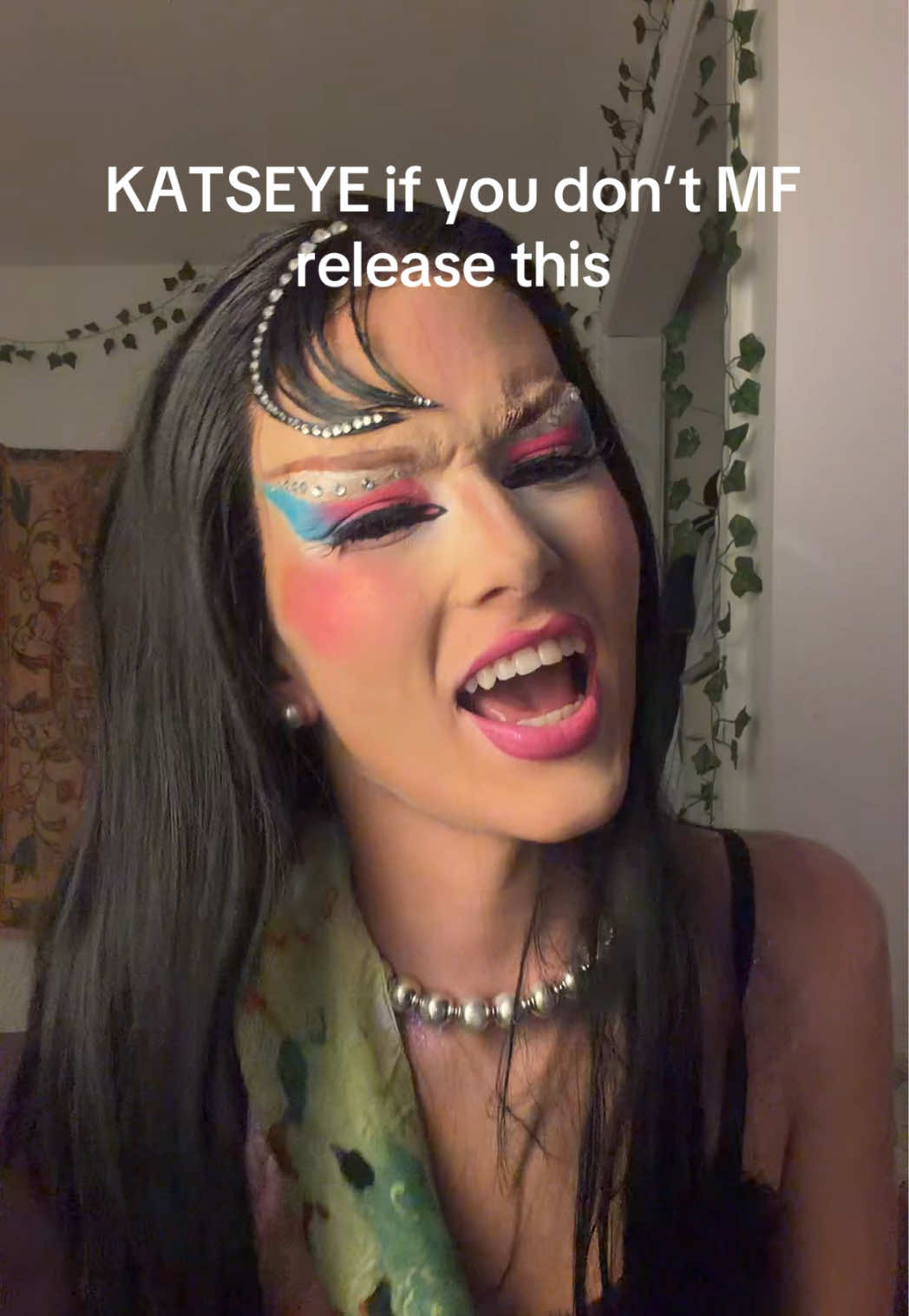 @tanti.is.sickening