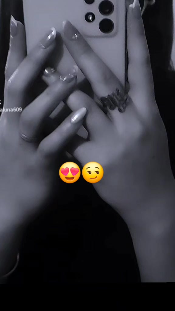 @adelaluna