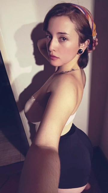 @*-*Moira D. 💕