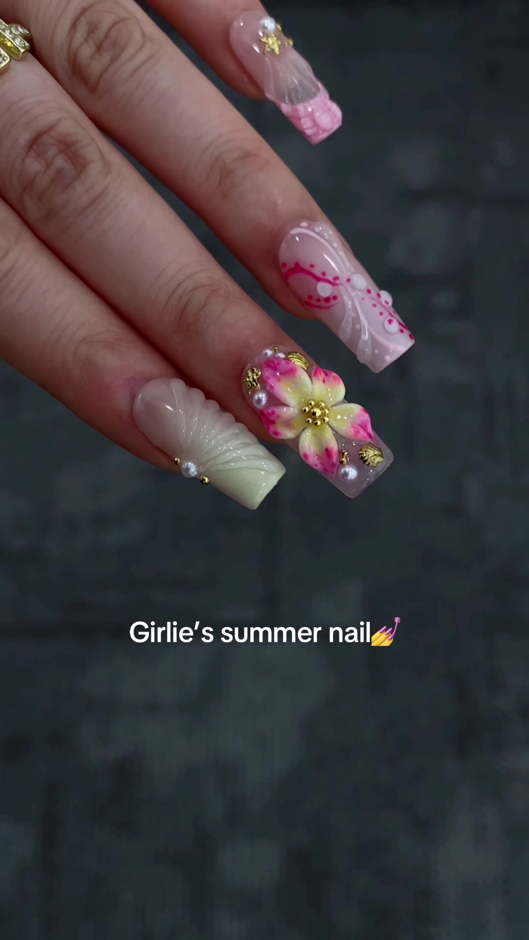 @Fullovenail
