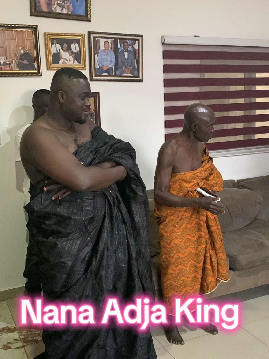 @AdjaKing