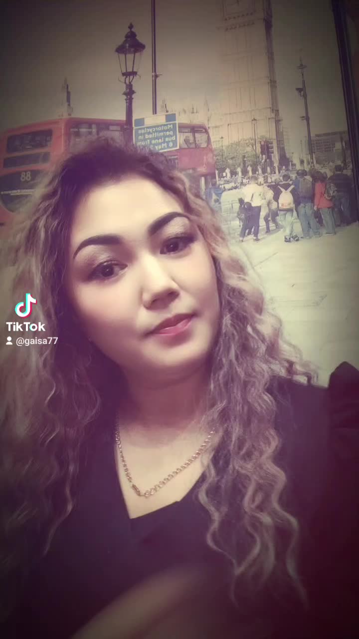 @Ая