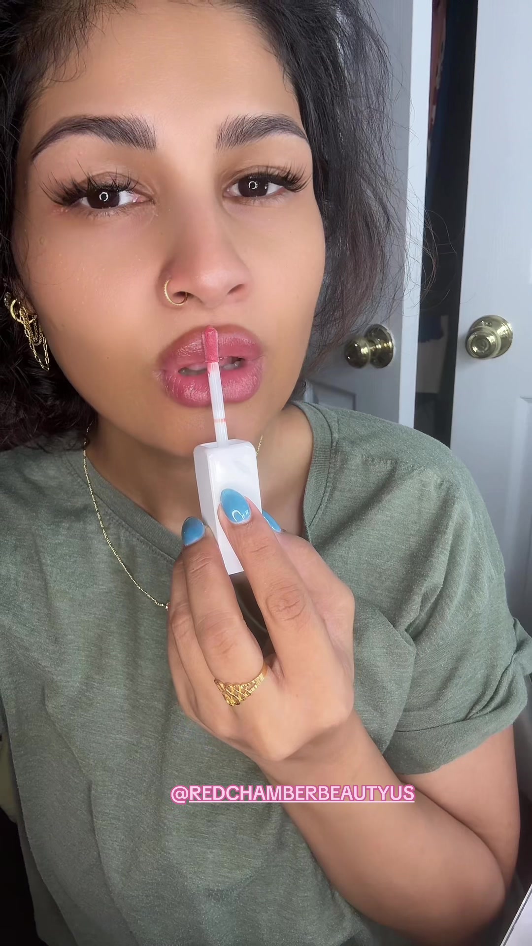 @MakeupLaveena