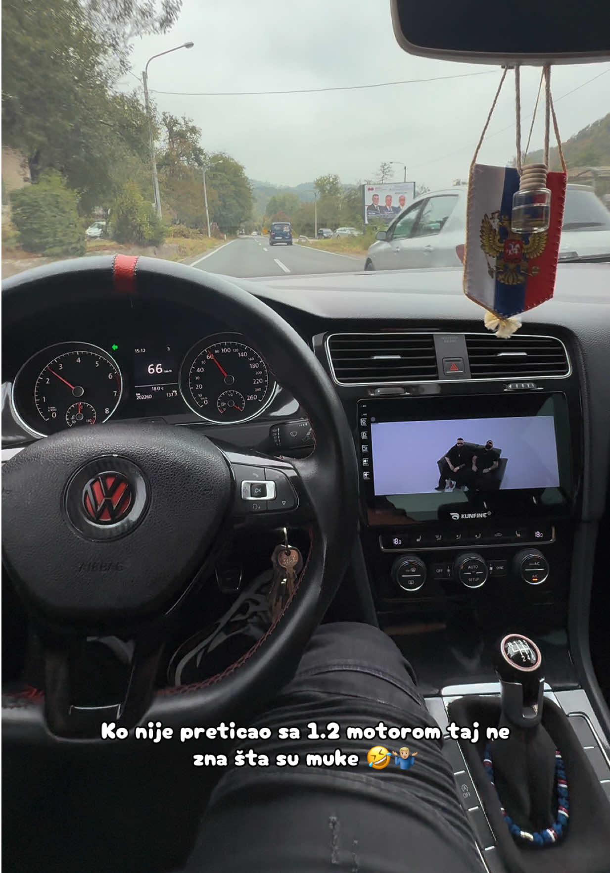 @onaj što vozi golfa