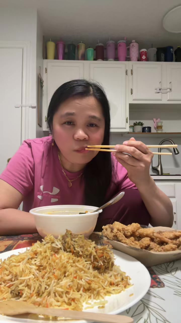 @Lovely_couple