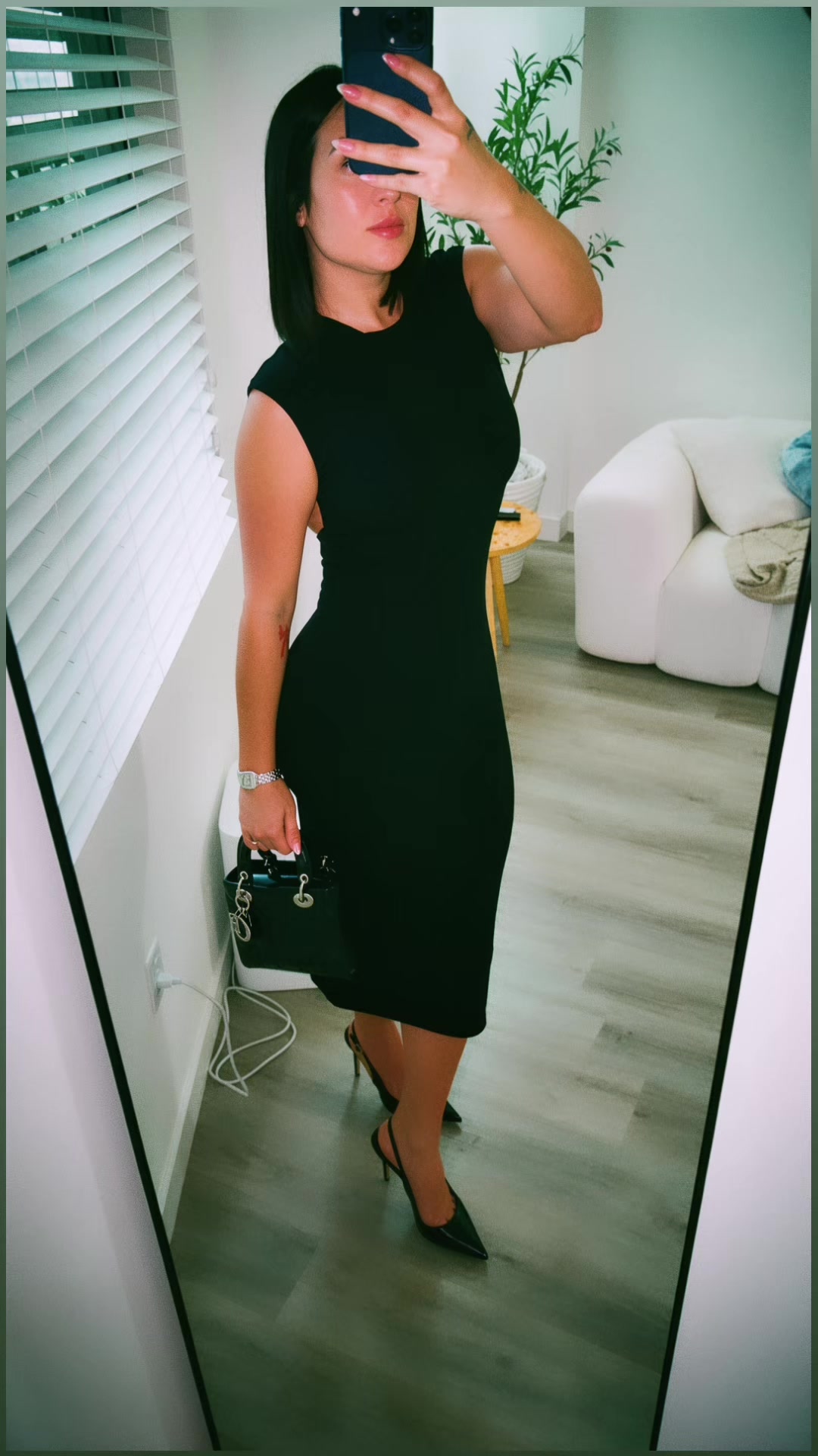 @libijova23!