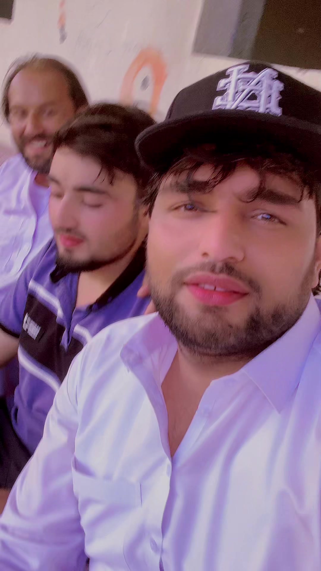 @Lucky_Salman