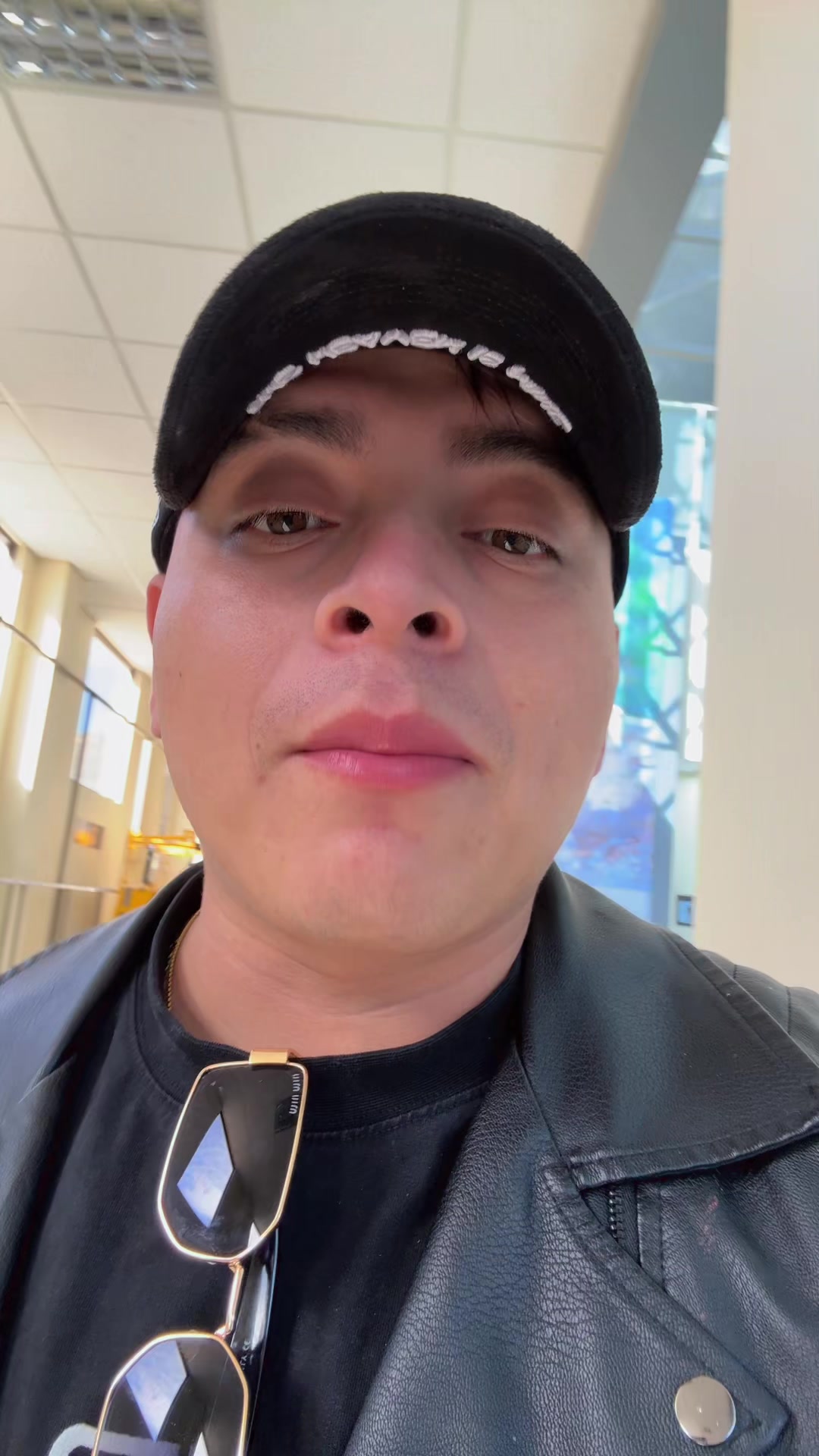 @Luis Vega Oficial