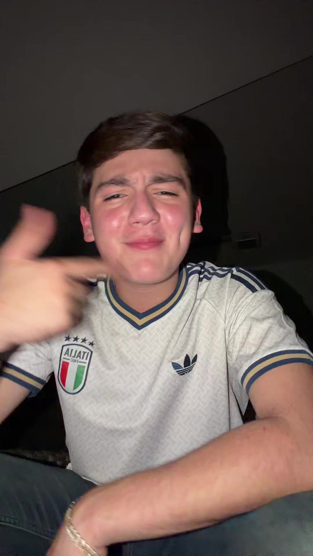@Elpilotito