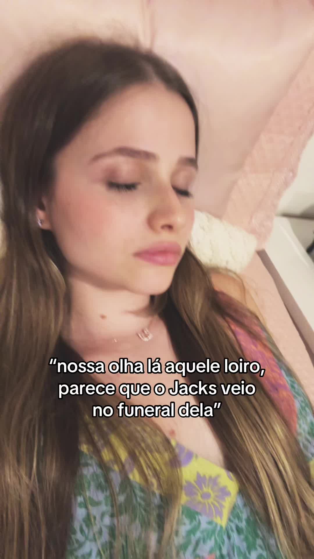 @Julinha 📖