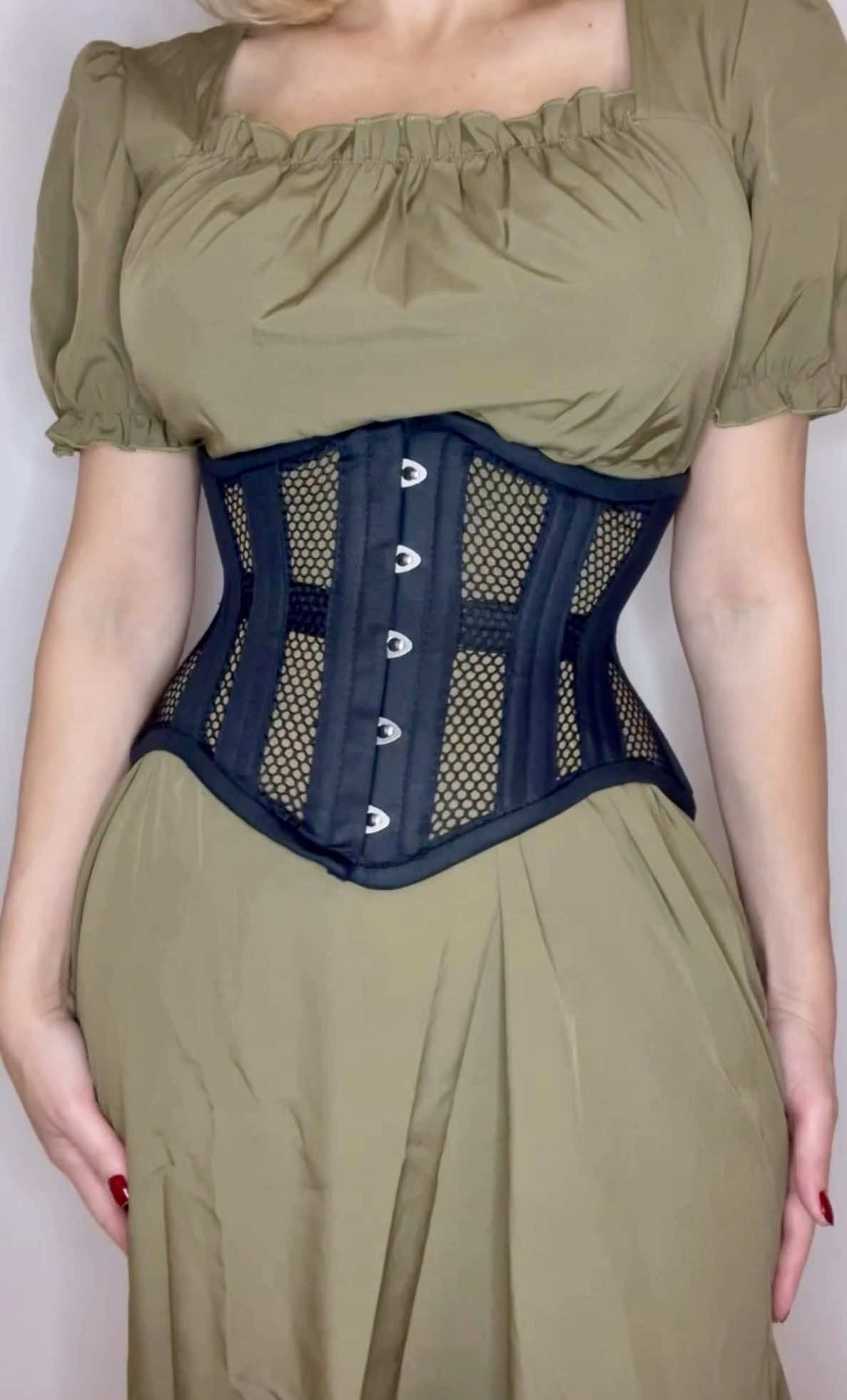 @Glamorous Corset