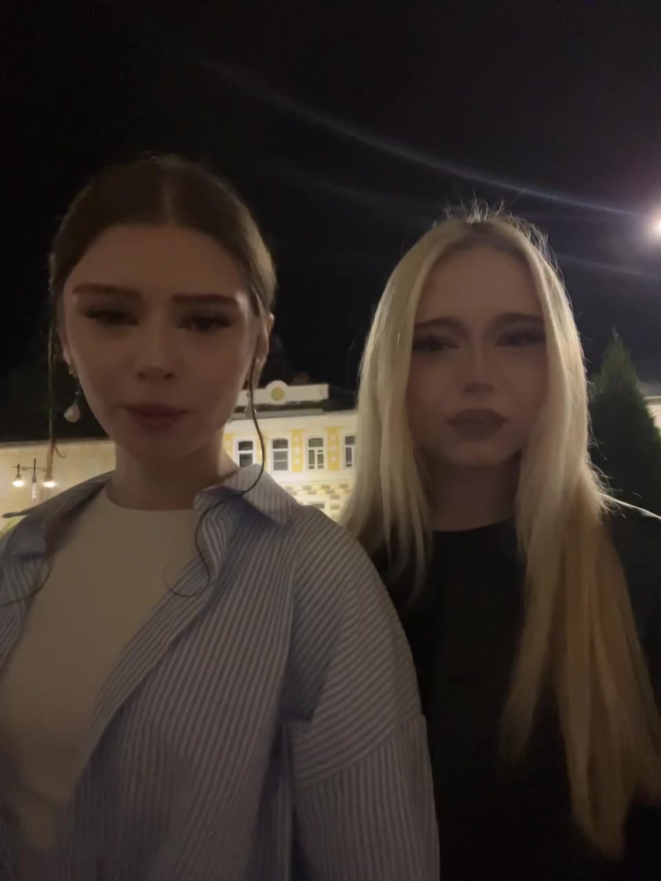 @аняяя