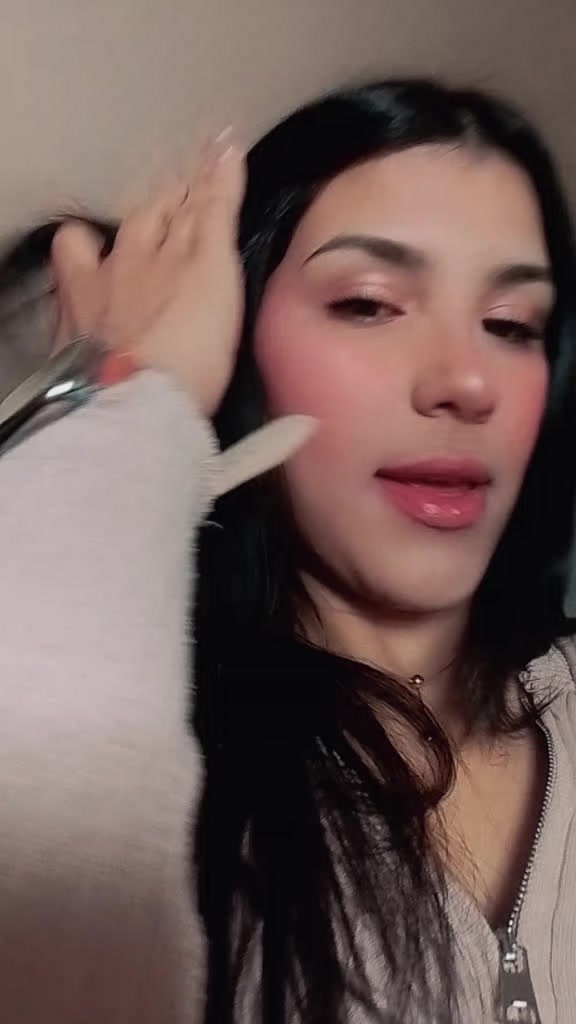 @Ꭵᐯᗩᗩ🌻