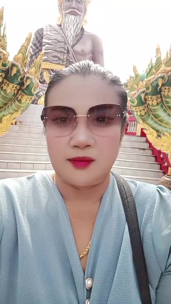 @วาย่านิศากร