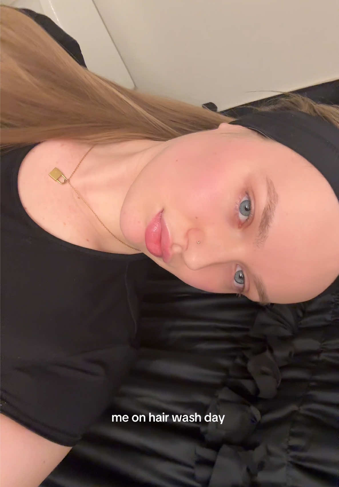 @nia👸🏼