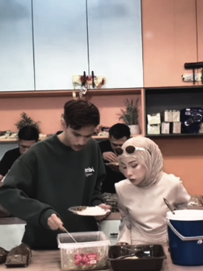@𝑳𝒆𝒂𐙚