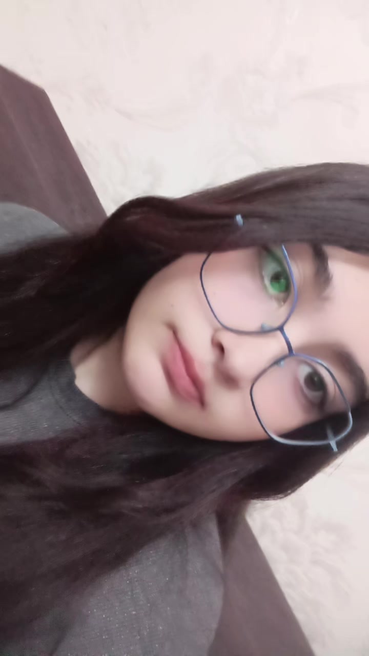 @𝐻𝑒𝓁𝒾𝒶 🐇💕