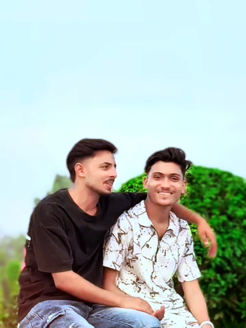 @𝙁𝘼𝙄𝙕𝙄🥀💫