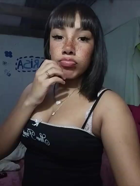 @🦋