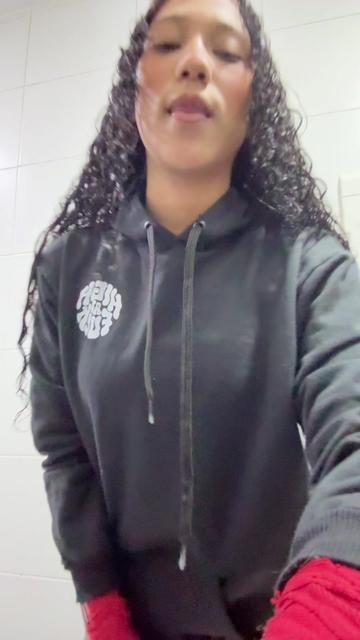 @Liz Oliveira Real