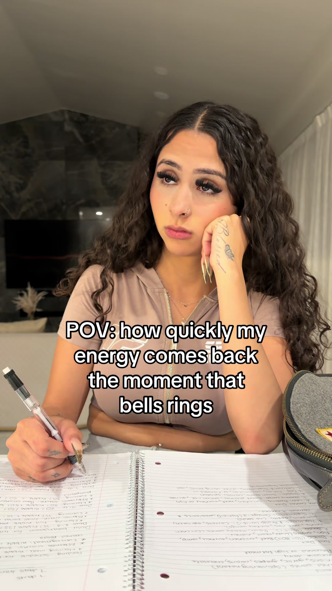 @𝒯𝒾𝓃𝒶