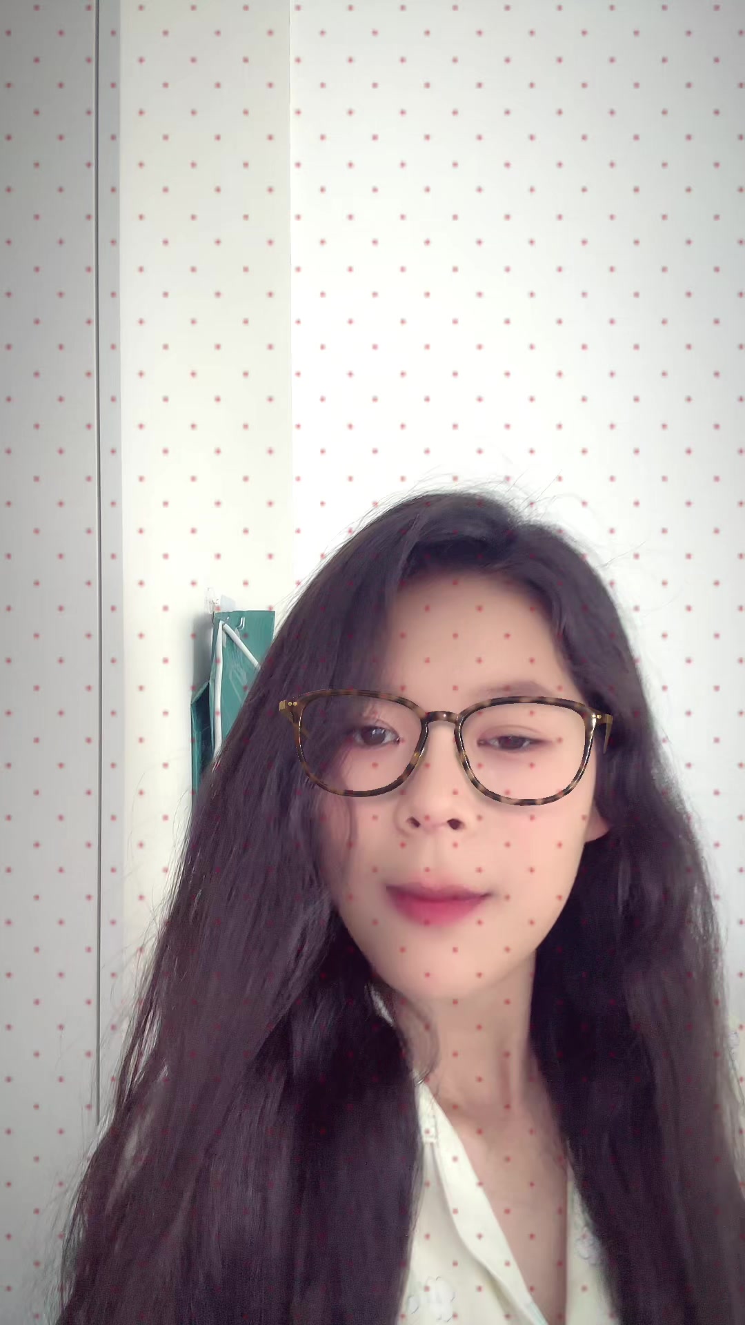@Nia🇨🇳🇲🇨