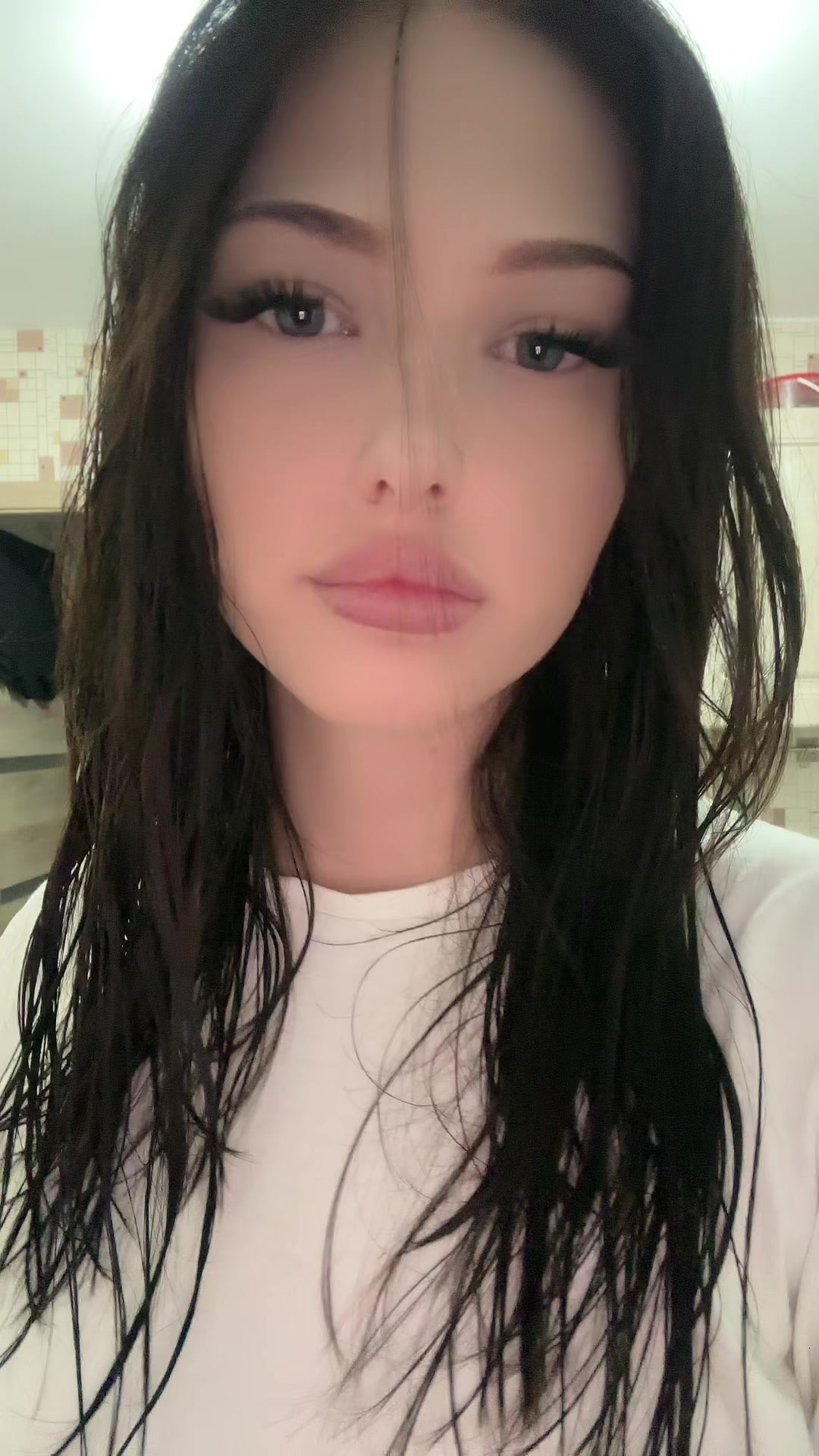 @slipinaaa