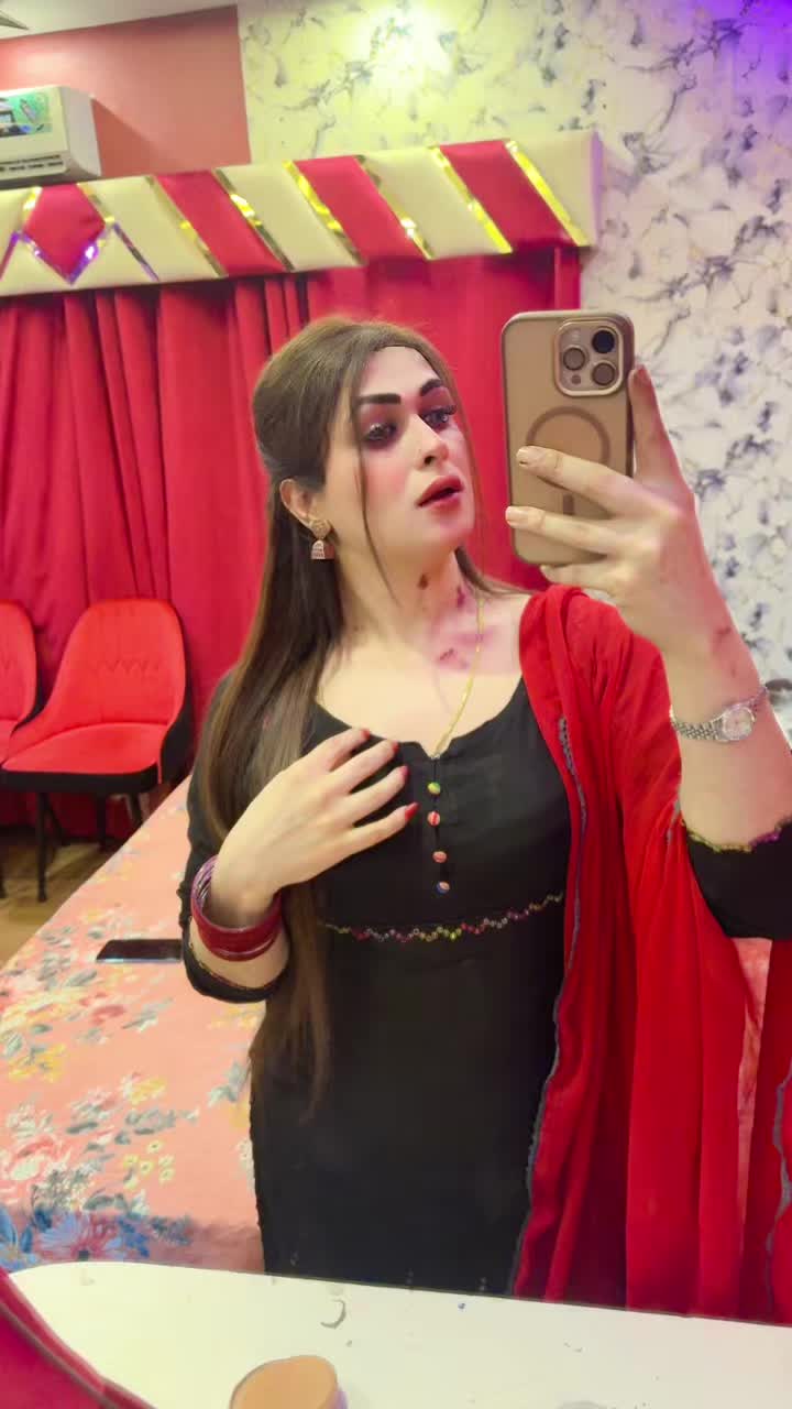 @Alizay_shah