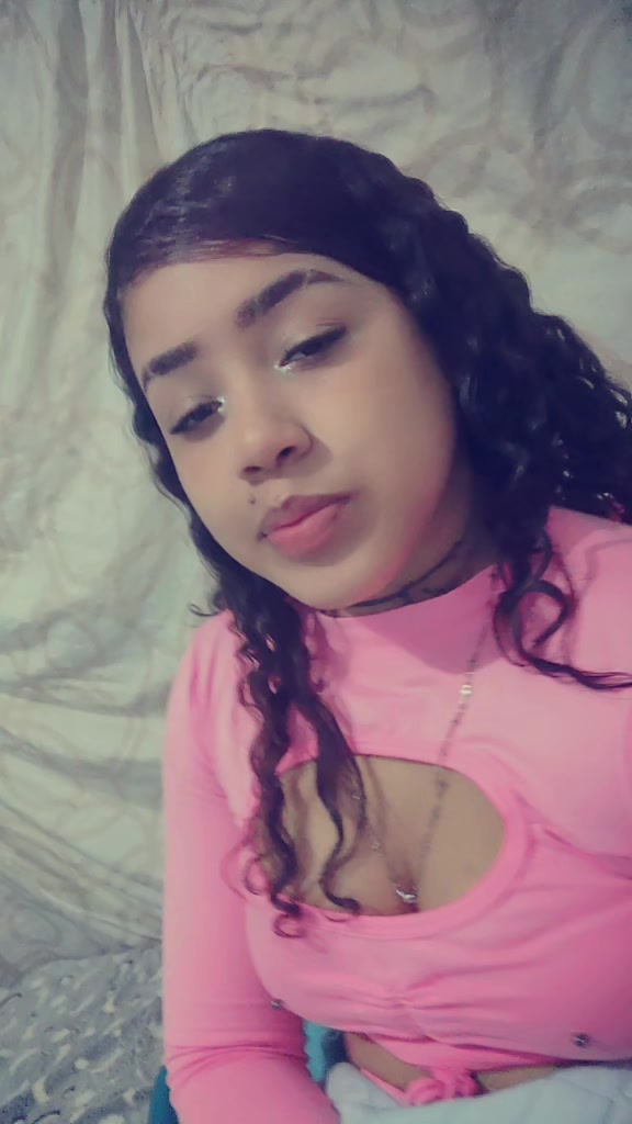 @t&uacute; nenas chiquita ☘️