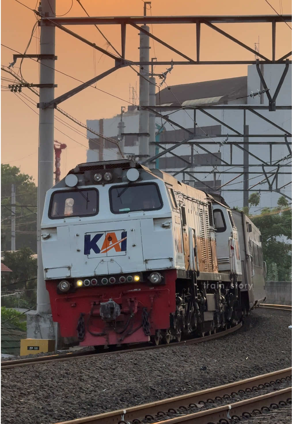 @Train_Story