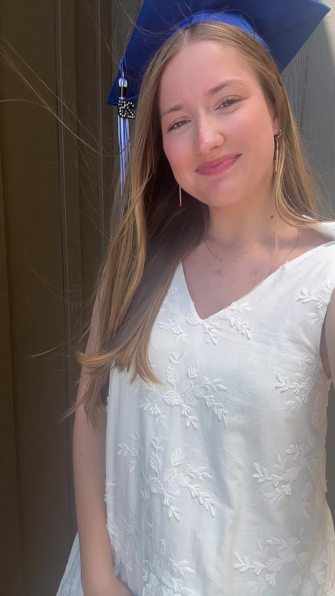 @️😜💗💋🤗👸🏼👱&zwj;♀️😻🎊