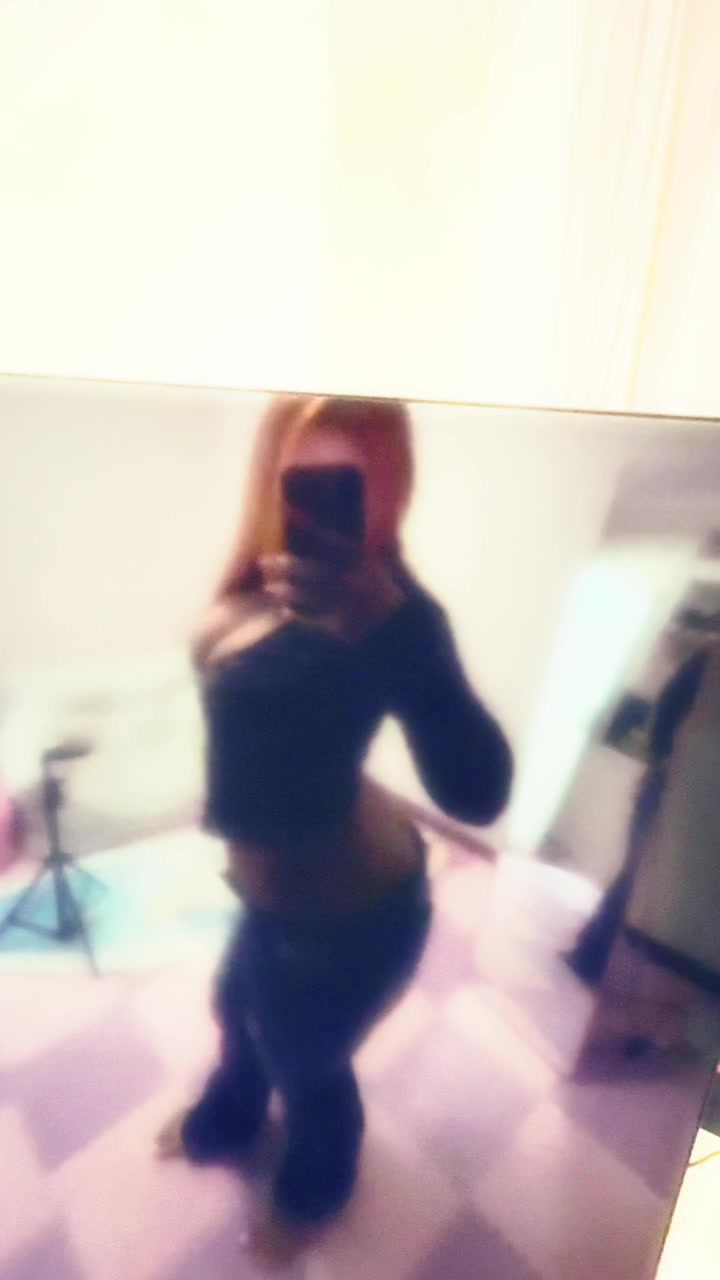 @HoliDaycjn