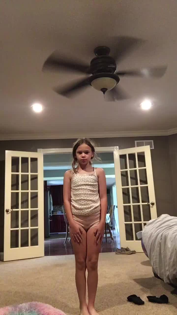 @BrookieE