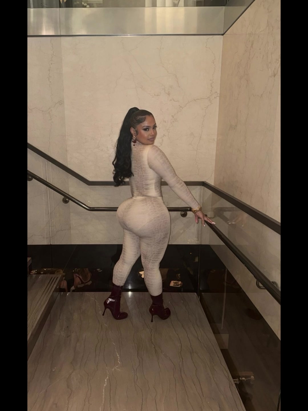 @sellbuyidalisa
