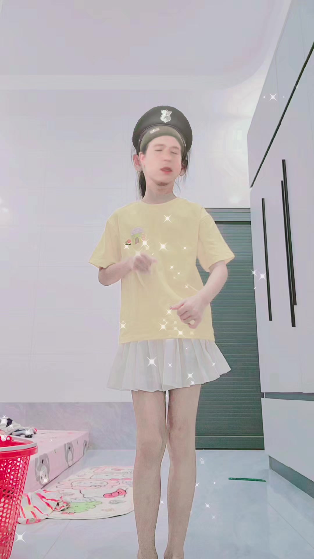 @Bé Sun thích nhảy 😜😘