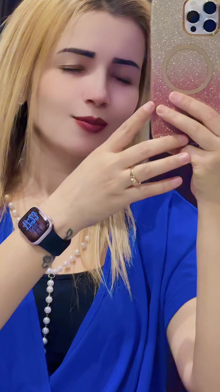 @🧿Anush👑🧿