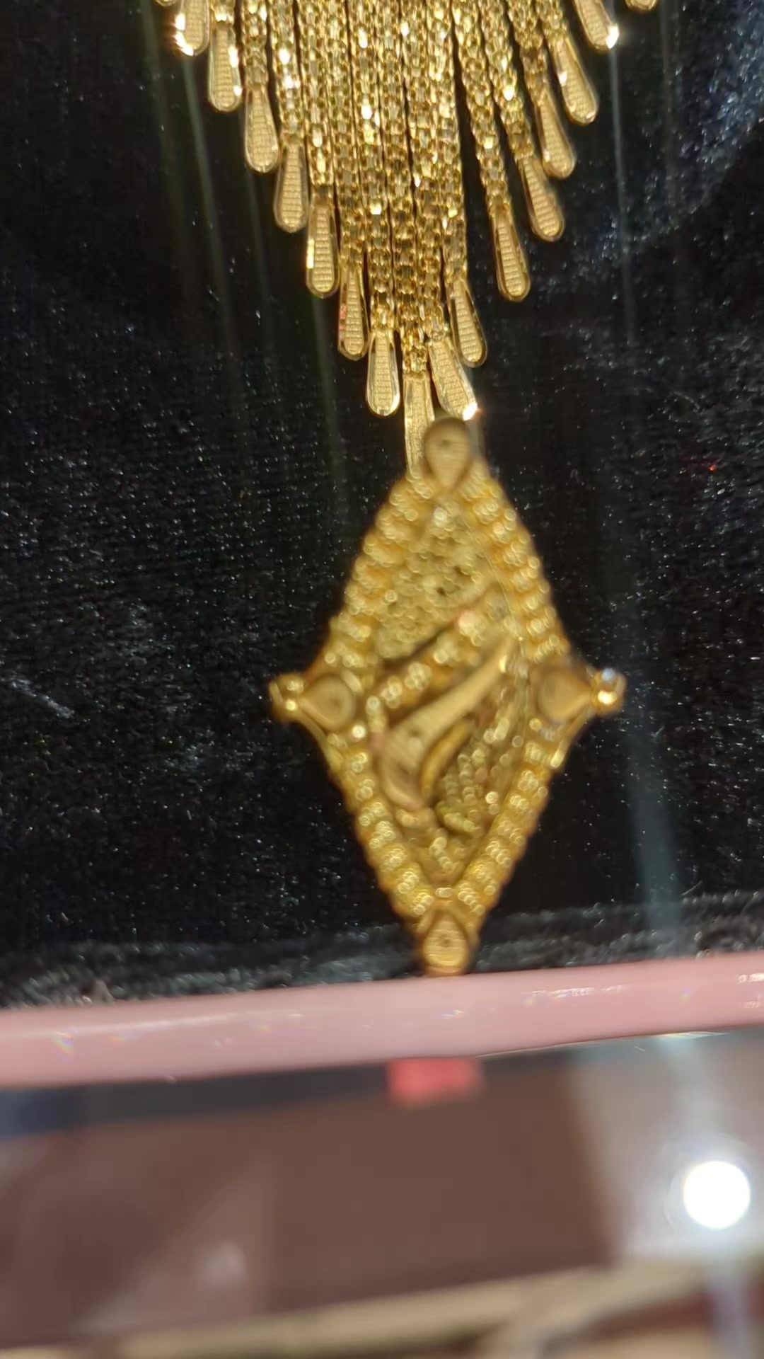 @Ana Jewellers
