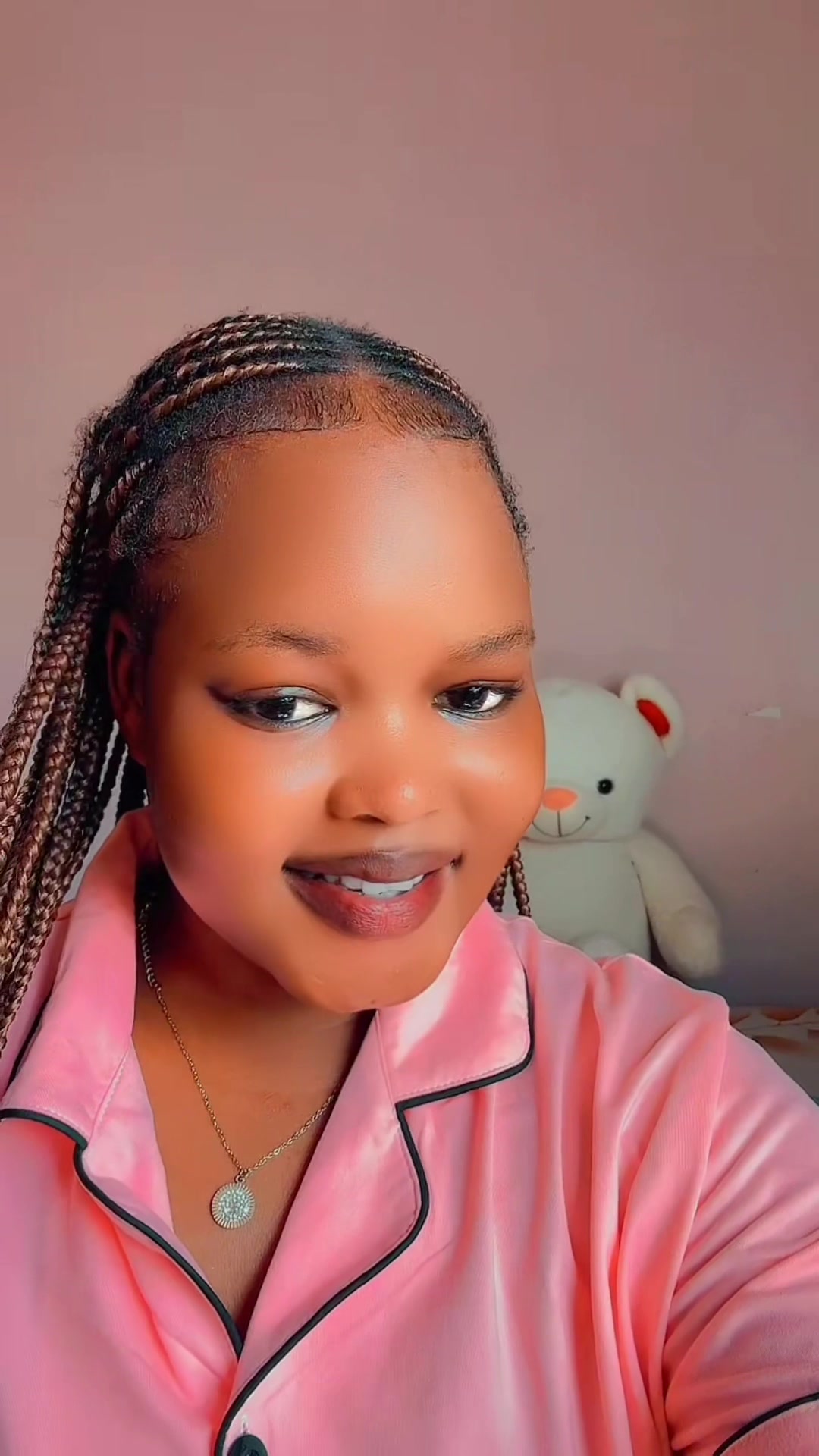 @𝐓𝐚𝐫𝐚 🎀