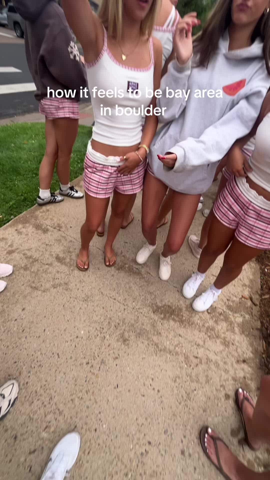 @nicole