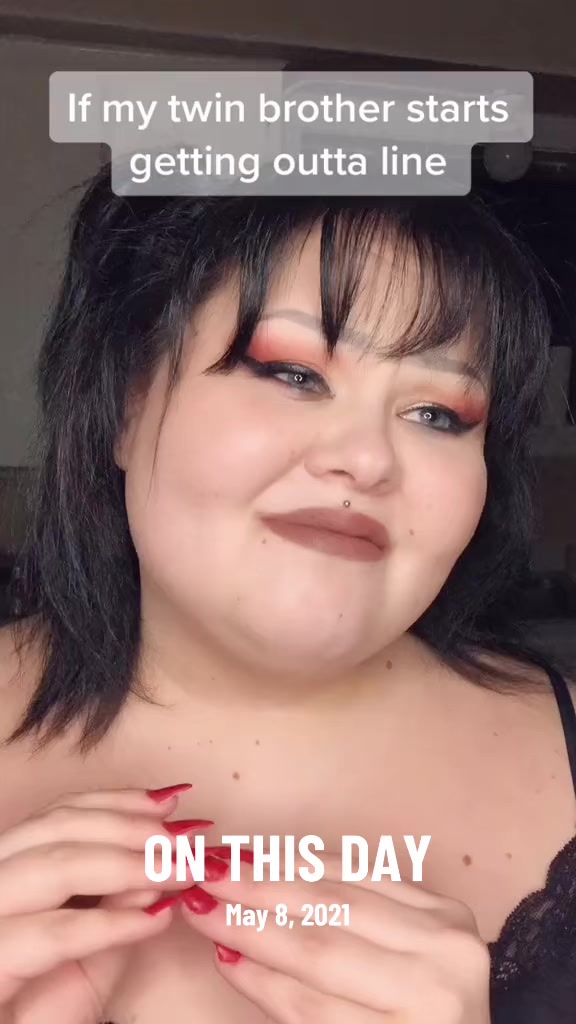 @Queensizebeauty ♡
