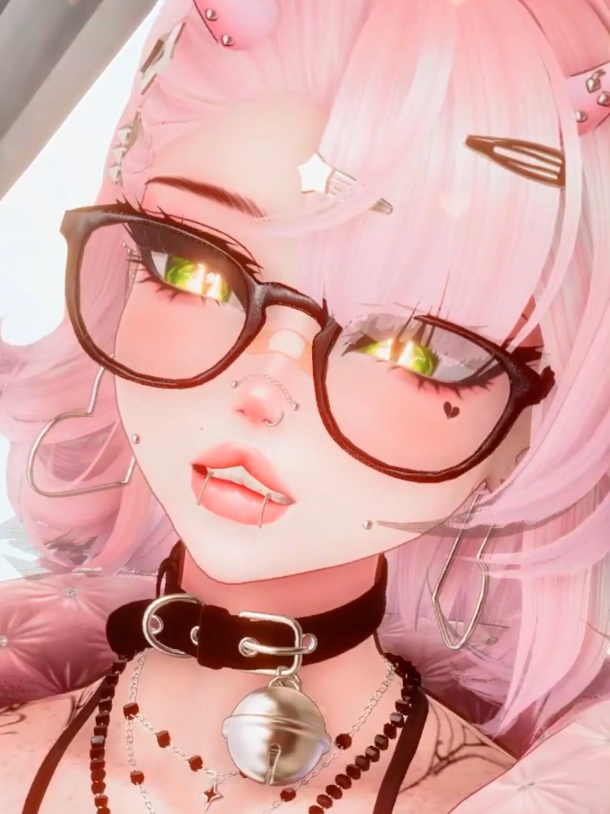 @Strawbunny 𖹭