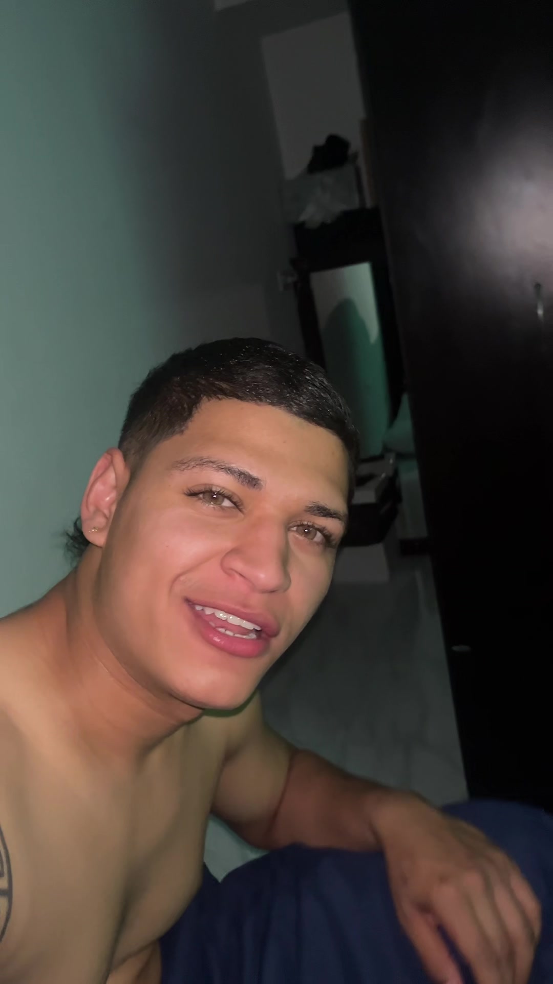 @S A M